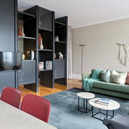 Serviced - Miragaia Ii Aparthotel Porto