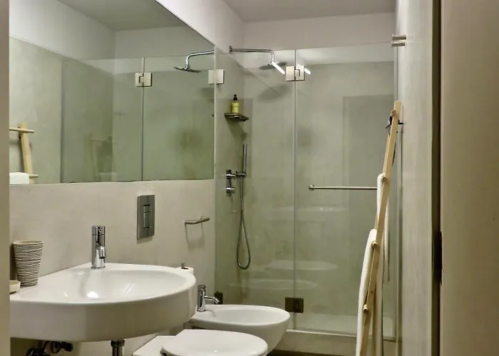 Serviced - Miragaia Ii Aparthotel Porto