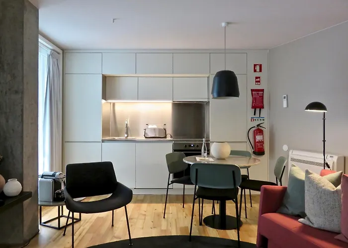 Serviced - Miragaia Ii 4* Porto