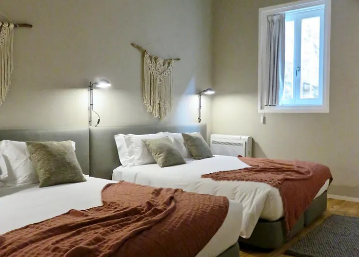 Serviced - Miragaia Ii Aparthotel Porto