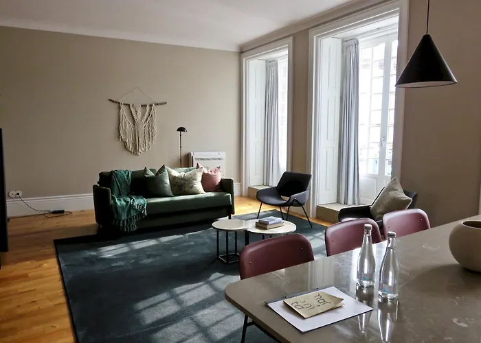 Serviced - Miragaia Ii 4* Porto