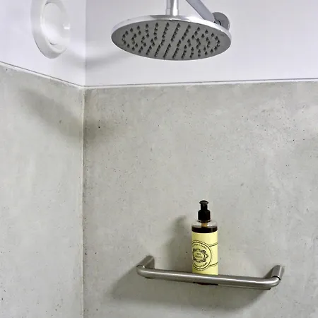 Serviced - Miragaia Ii