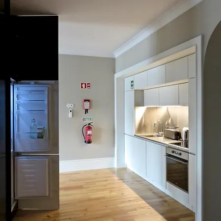 Serviced - Miragaia Ii 4* Porto