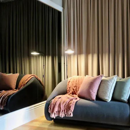 Serviced - Miragaia Ii 4* Oporto