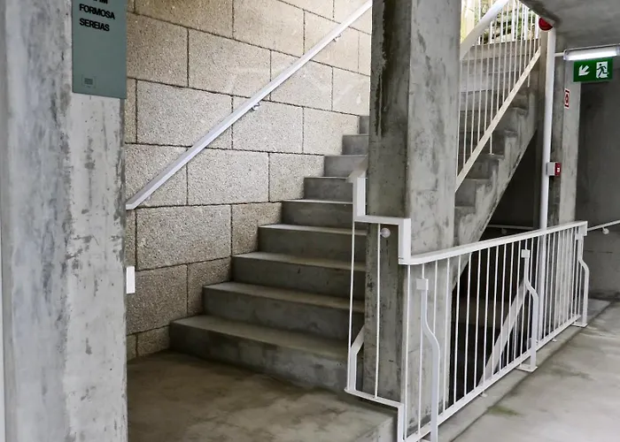 Serviced - Miragaia Ii 4* Porto